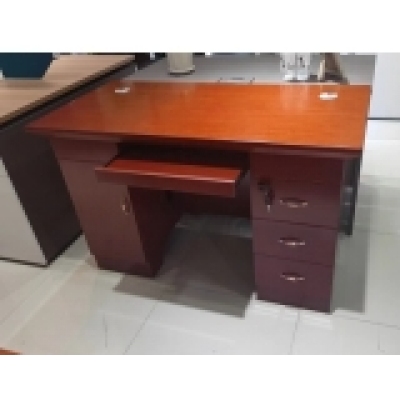 办公桌
